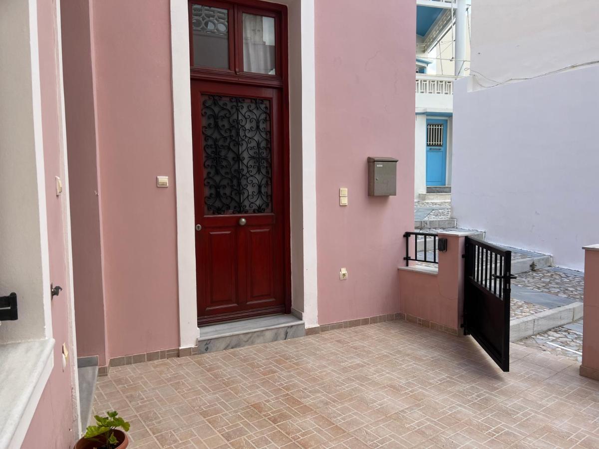 Ermoupolis, Syros City Apartments Dış mekan fotoğraf