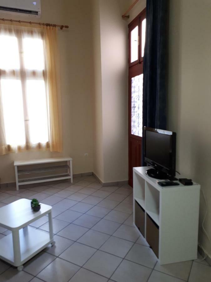 Ermoupolis, Syros City Apartments Dış mekan fotoğraf